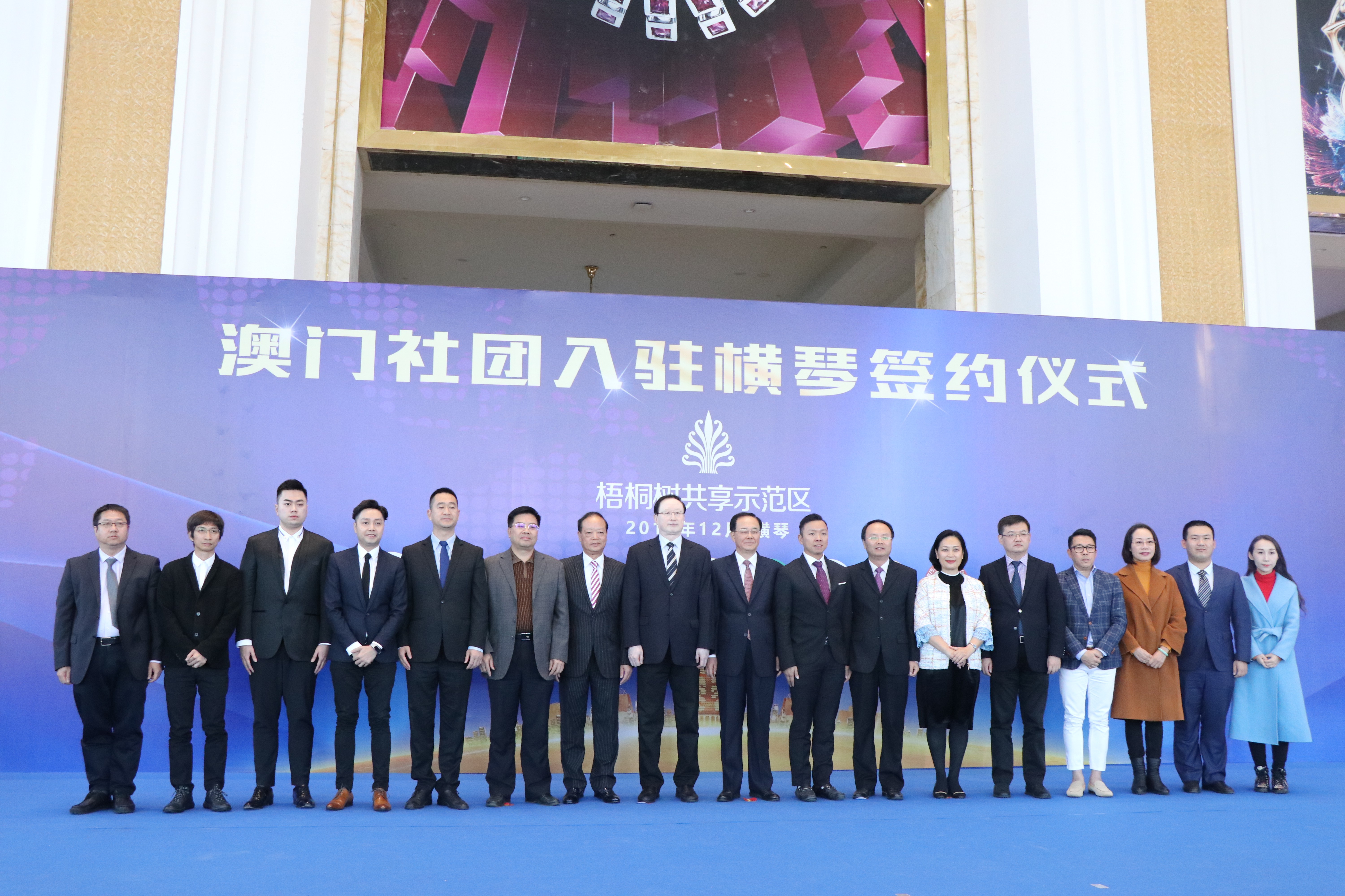 澳门今晚必开一肖一特,澳门今晚必开一肖一特，探索幸运之门背后的秘密