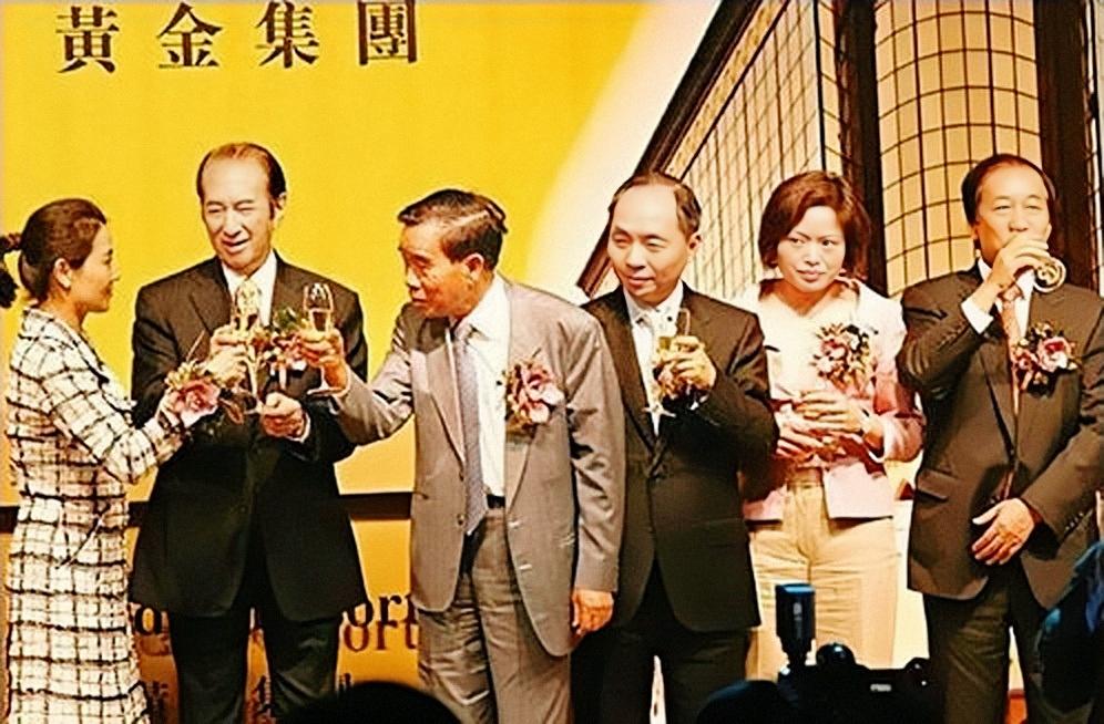 澳门马会传真-澳门,澳门马会传真，探索与体验的独特魅力
